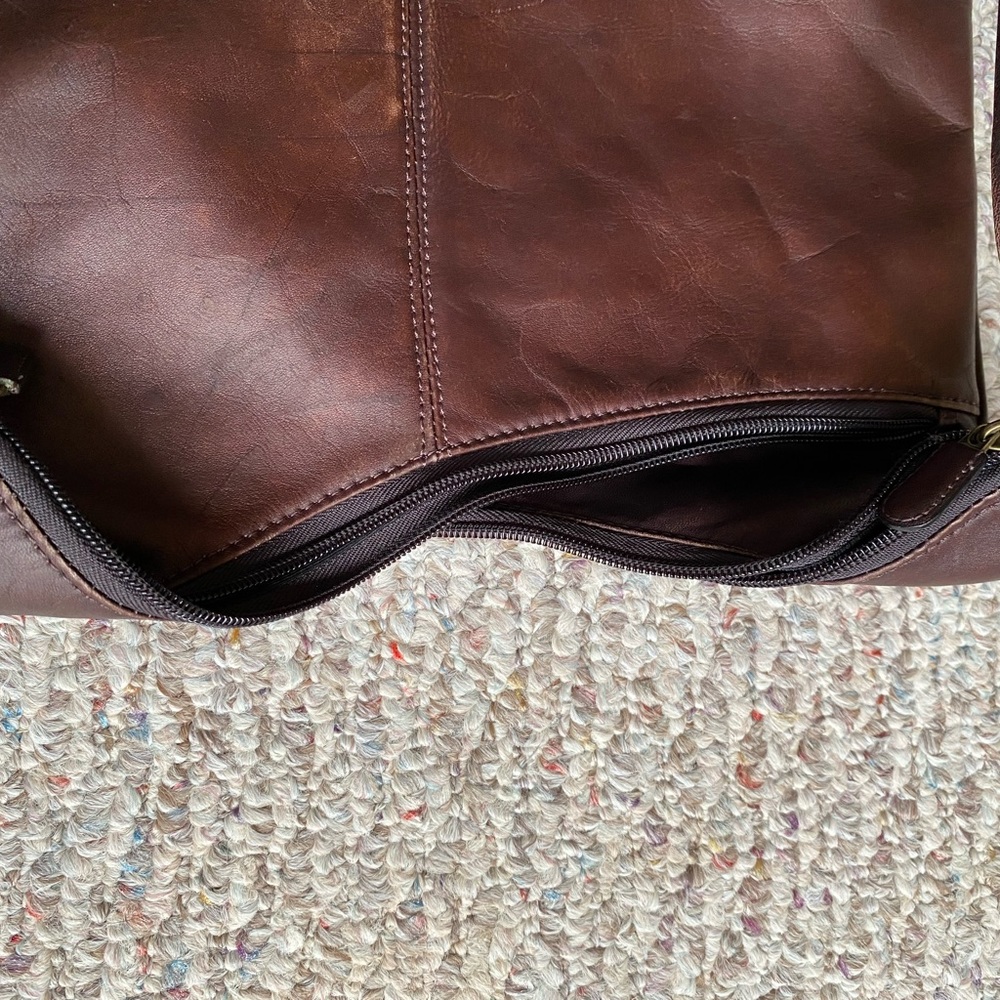 Boulder Ridge Leather Purse - Picture 9 of 11